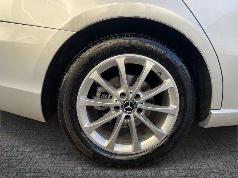 Mercedes-Benz Classe A A 180 d Sport auto