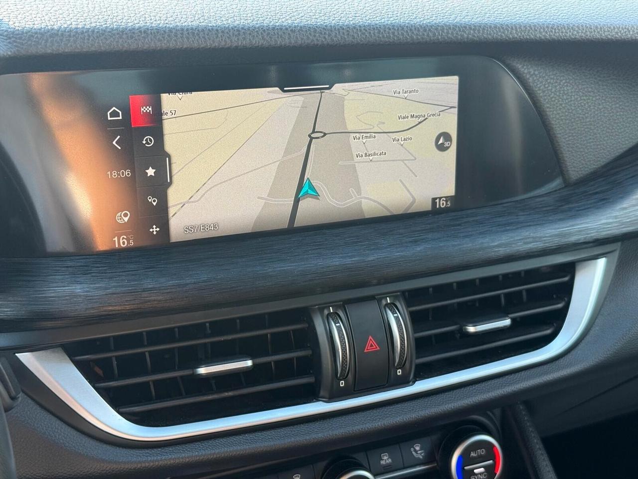 Alfa Stelvio 2.2 160 CV AT8 RWD Super + Palette