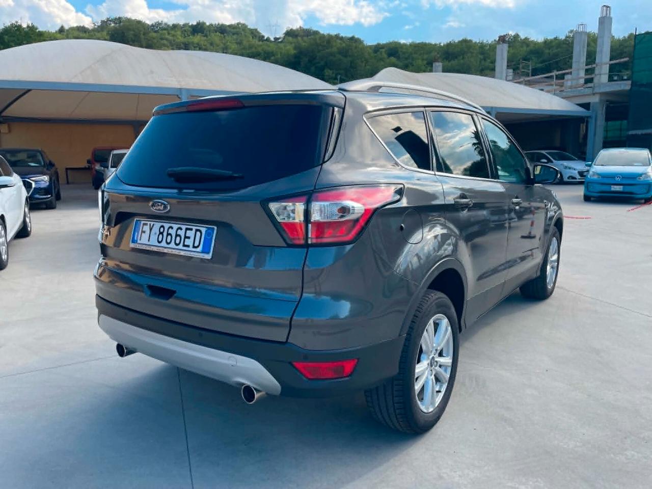 Ford Kuga 1.5 TDCI 120 CV S&S 2WD Business