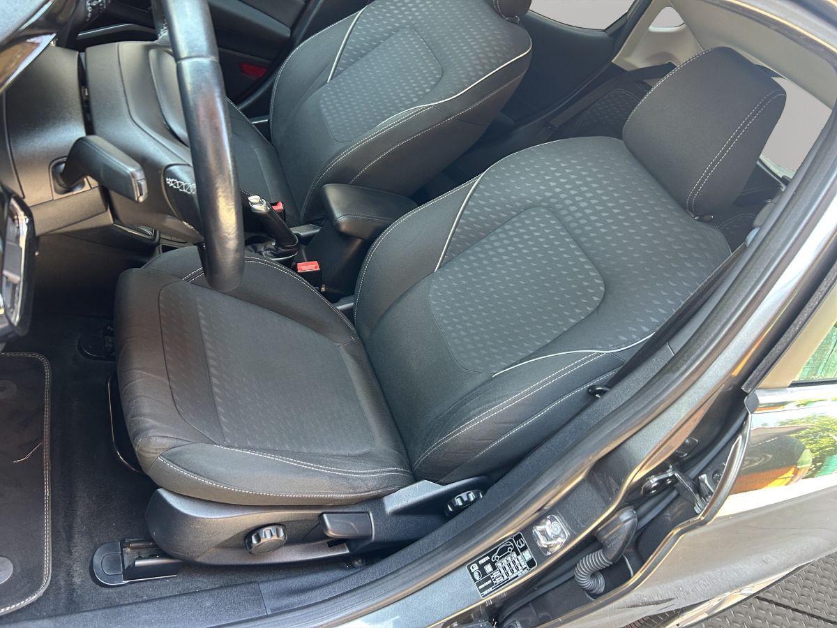 FORD - Fiesta - 1.5 TDCi 85CV 5p. Vignale