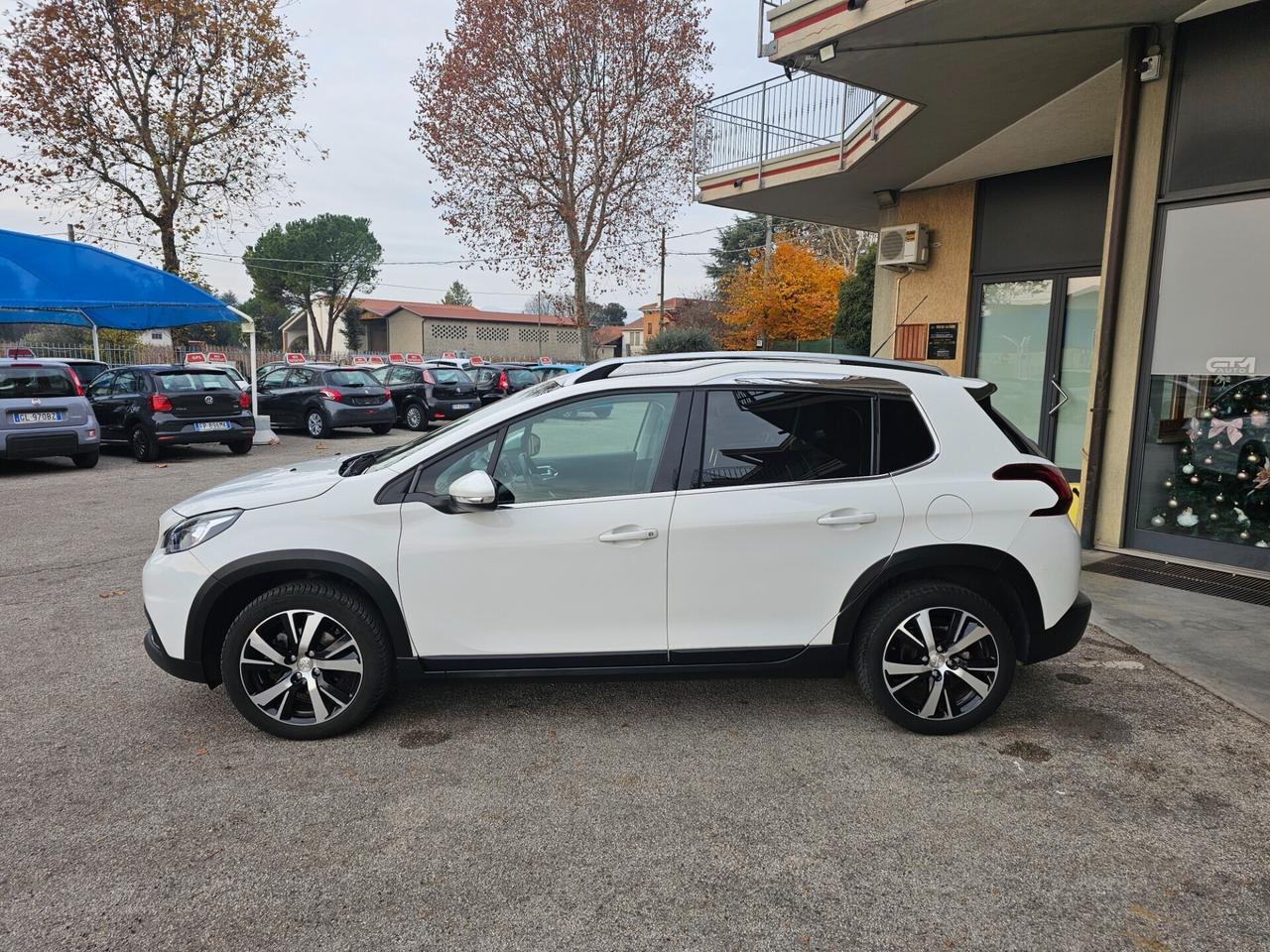 Peugeot 2008- 1.2 Benzina- Neopatentati