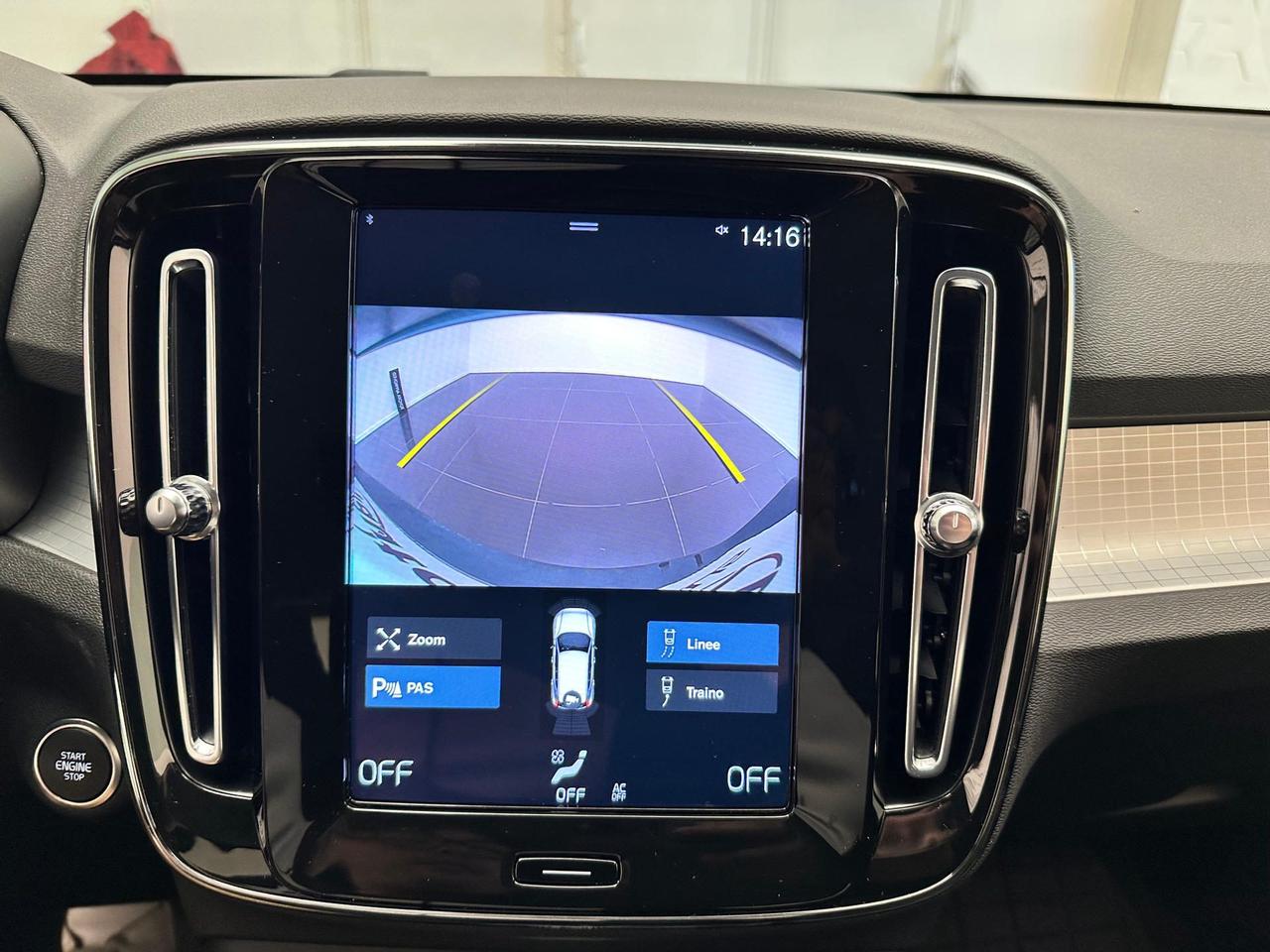 Volvo XC40 1.5 t4 RECHARGE PHEV MOMENTUM