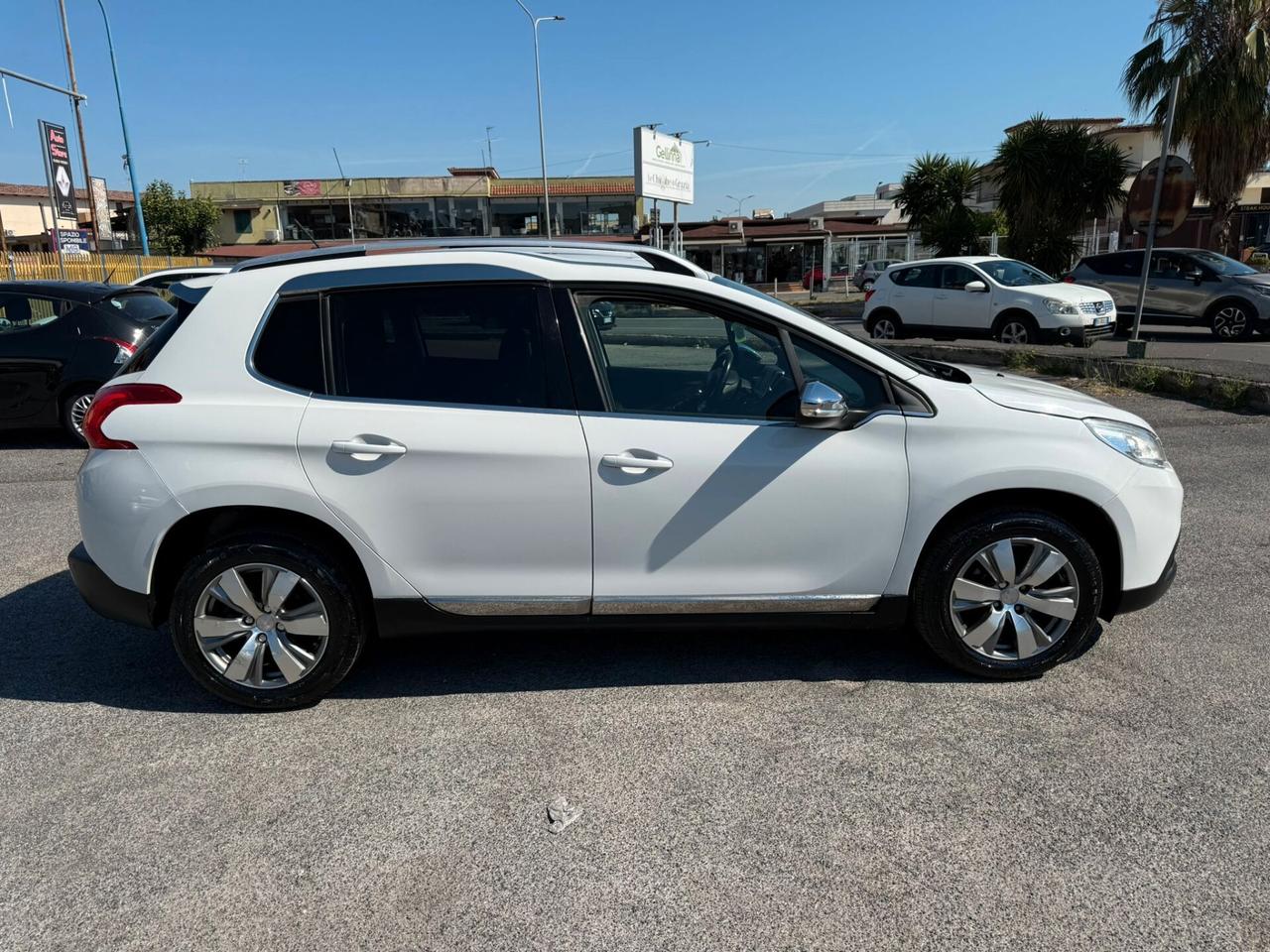PEUGEOT 2008 ALLURE 1.6e-HDi 92CV S&S