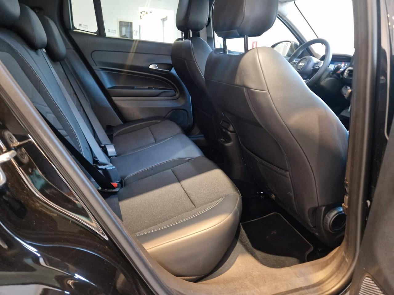 Jeep Avenger 1.2 Turbo 110 CV MHEV Summit