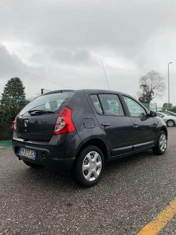 Dacia Sandero 1.2 16v Embleme (blackline) Gpl