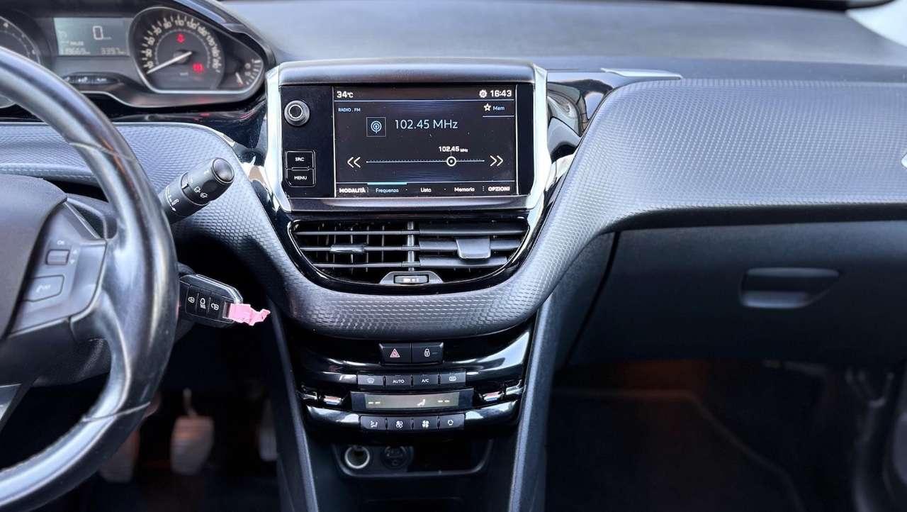 Peugeot 208 1.2 Benzina 82CV E6 Neo - 2017