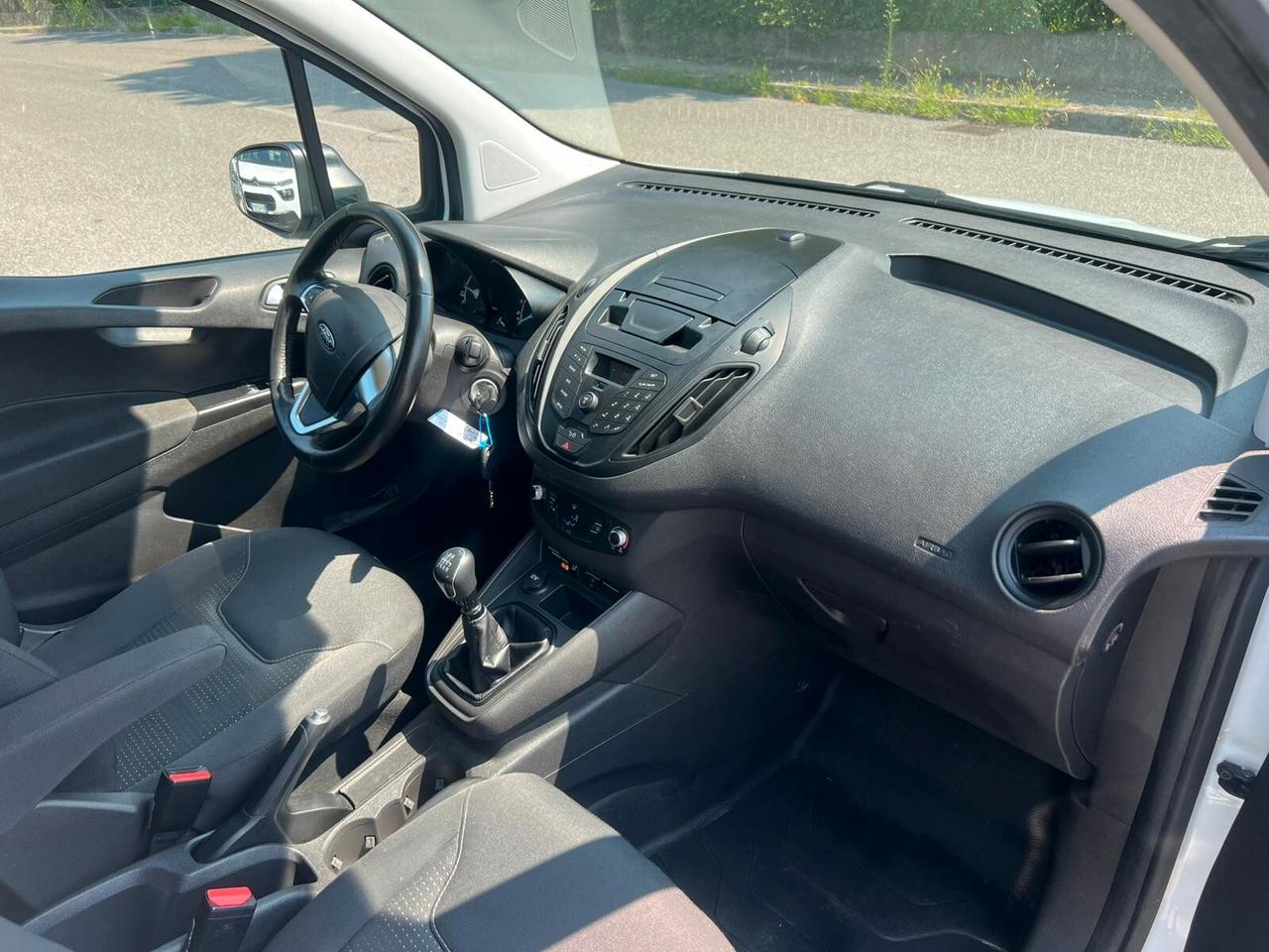 Ford transit corier