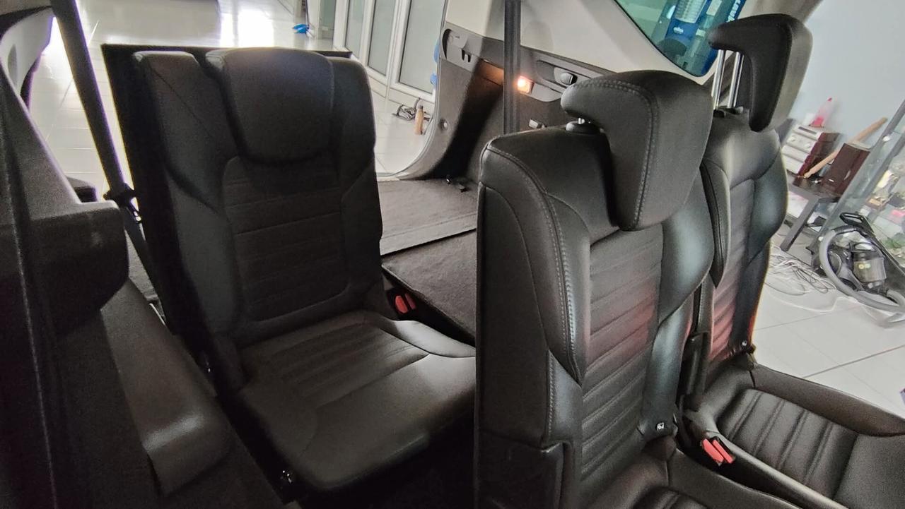 Renault Espace dCi 160CV EDC Energy Initiale Paris 4Control