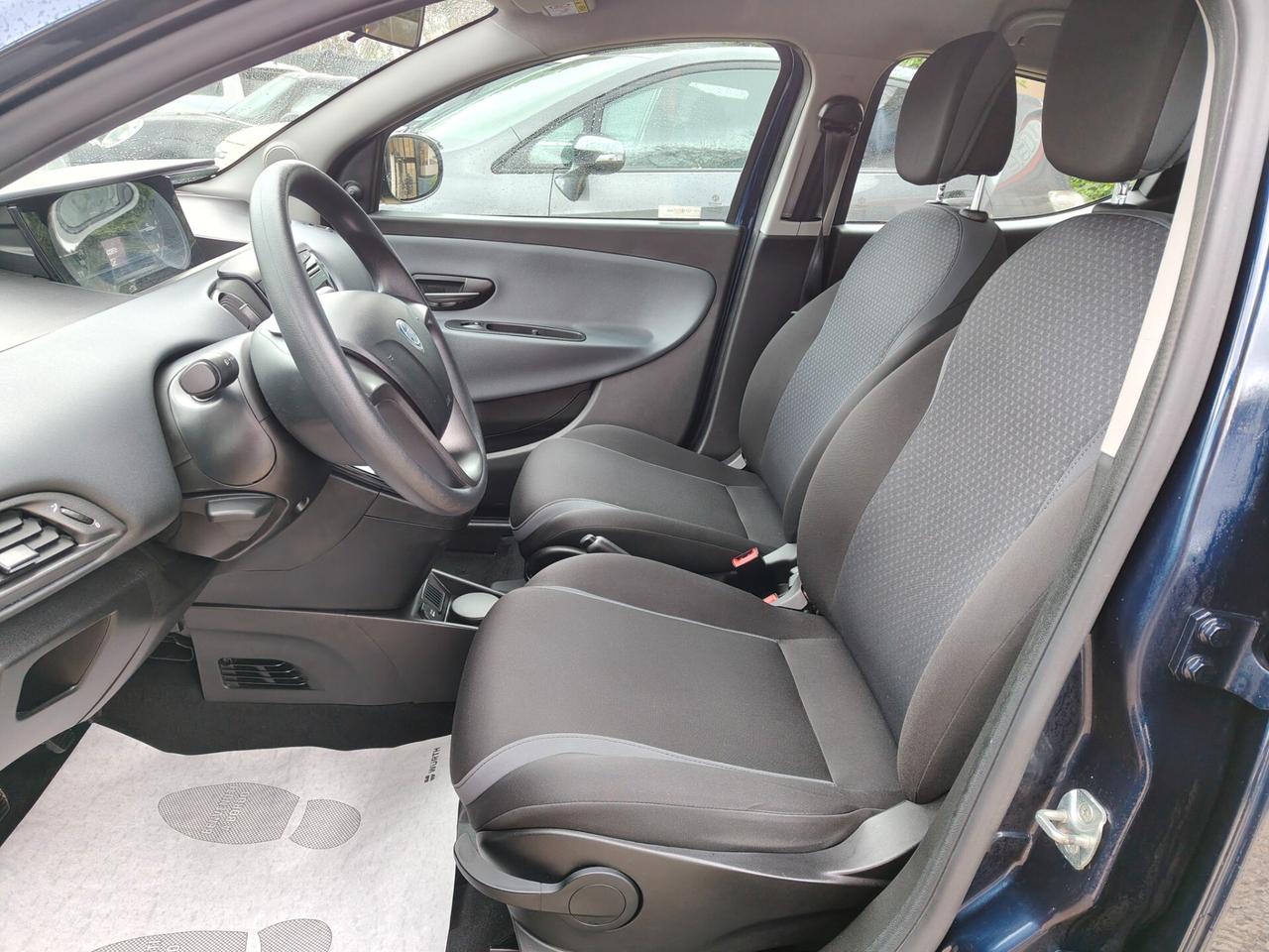 Lancia Ypsilon 1.2SOLO 82000KM *PREZZO REALE*