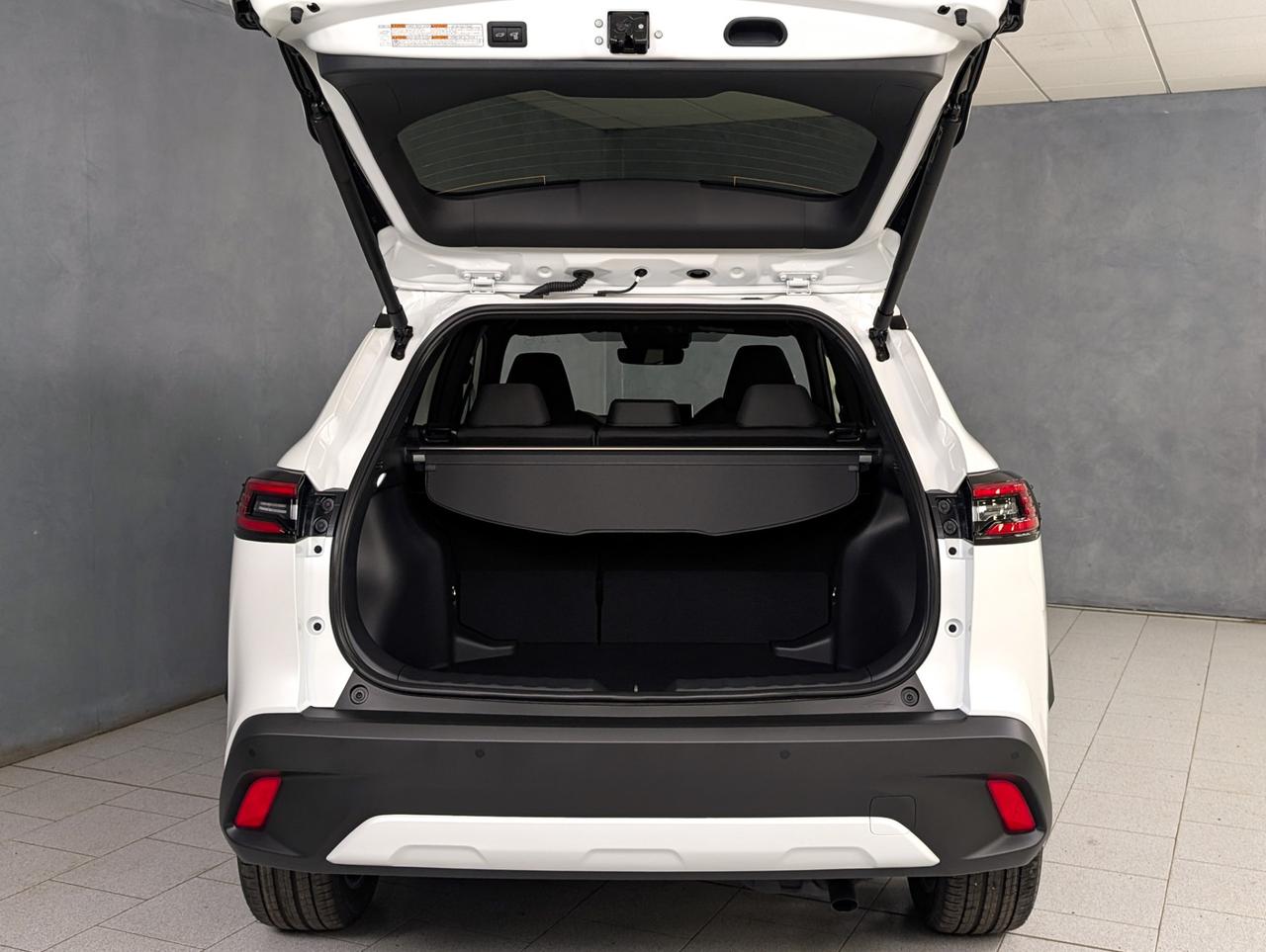 Toyota 1.8 Hybrid 140cv e-cvt Icon Style