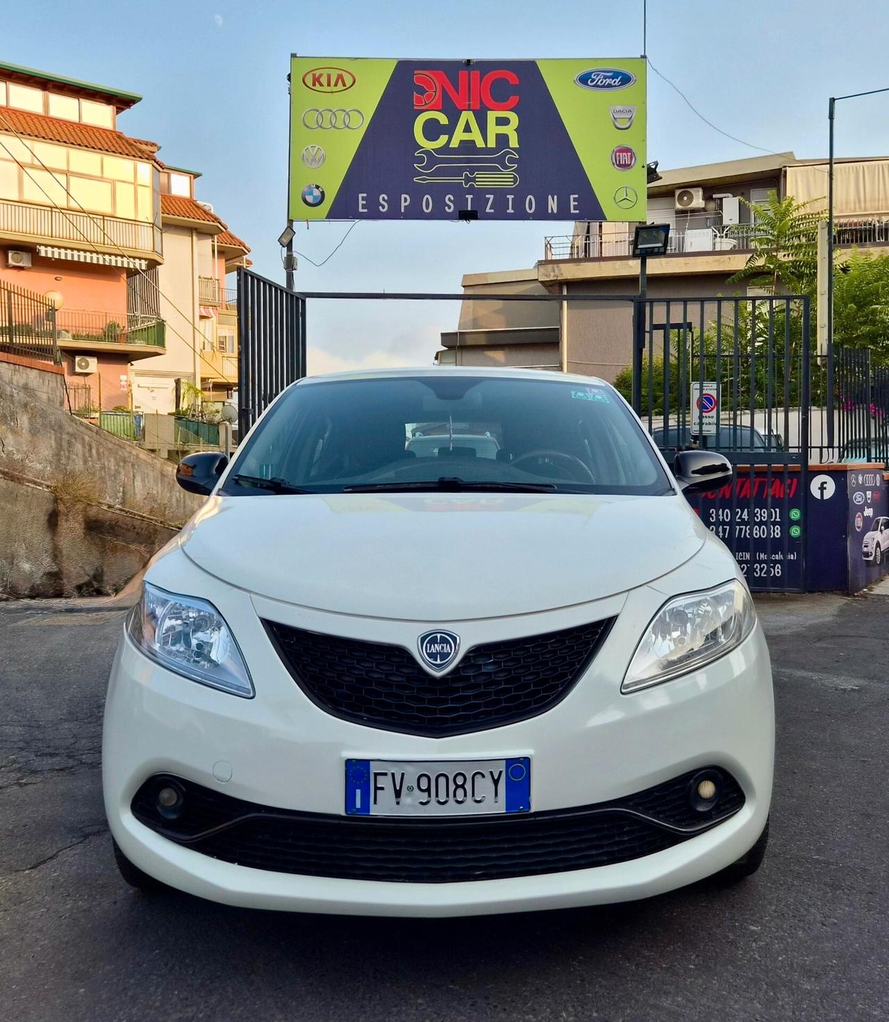 Lancia Ypsilon 1.2 69 CV 5 porte GPL Ecochic Gold