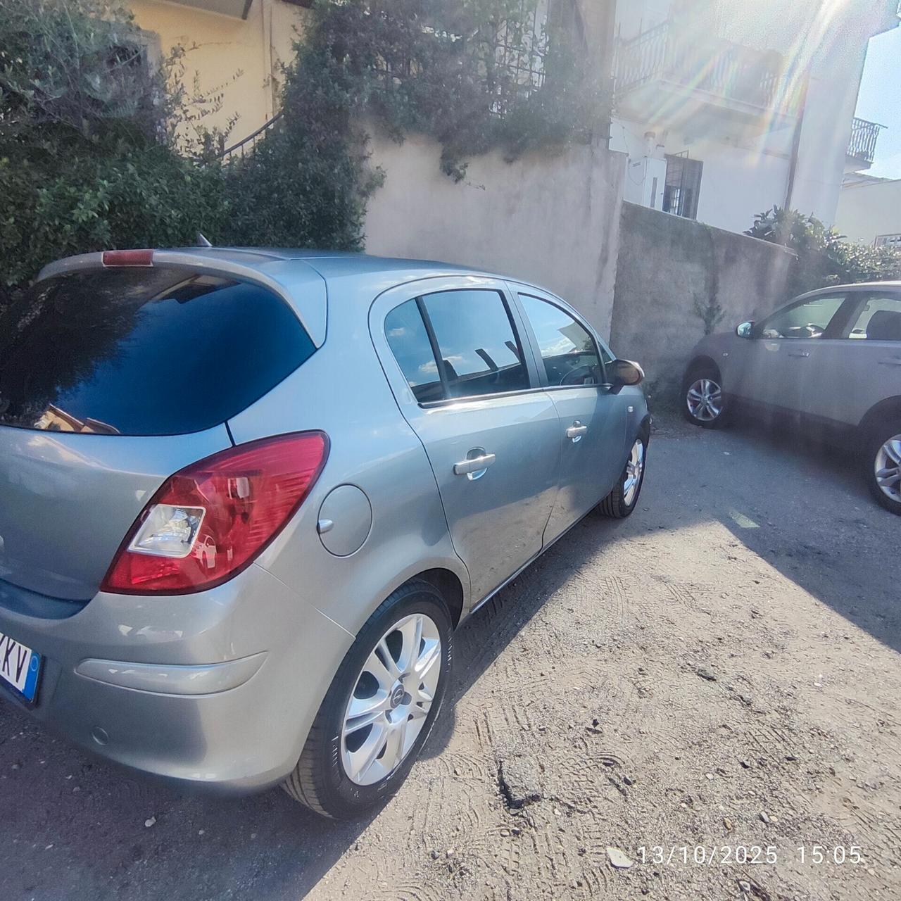 Opel Corsa 1.2 85CV 5 porte GPL-TECH Edition