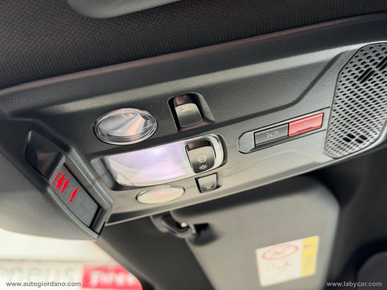 PEUGEOT 2008 Hybrid 136 e-DCS6 Allure