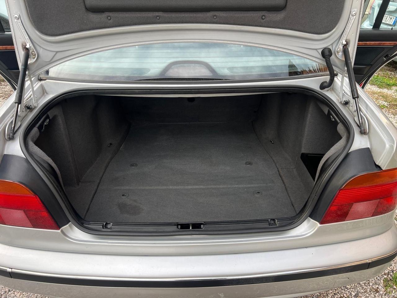 Bmw 525 525tds turbodiesel cat Attiva
