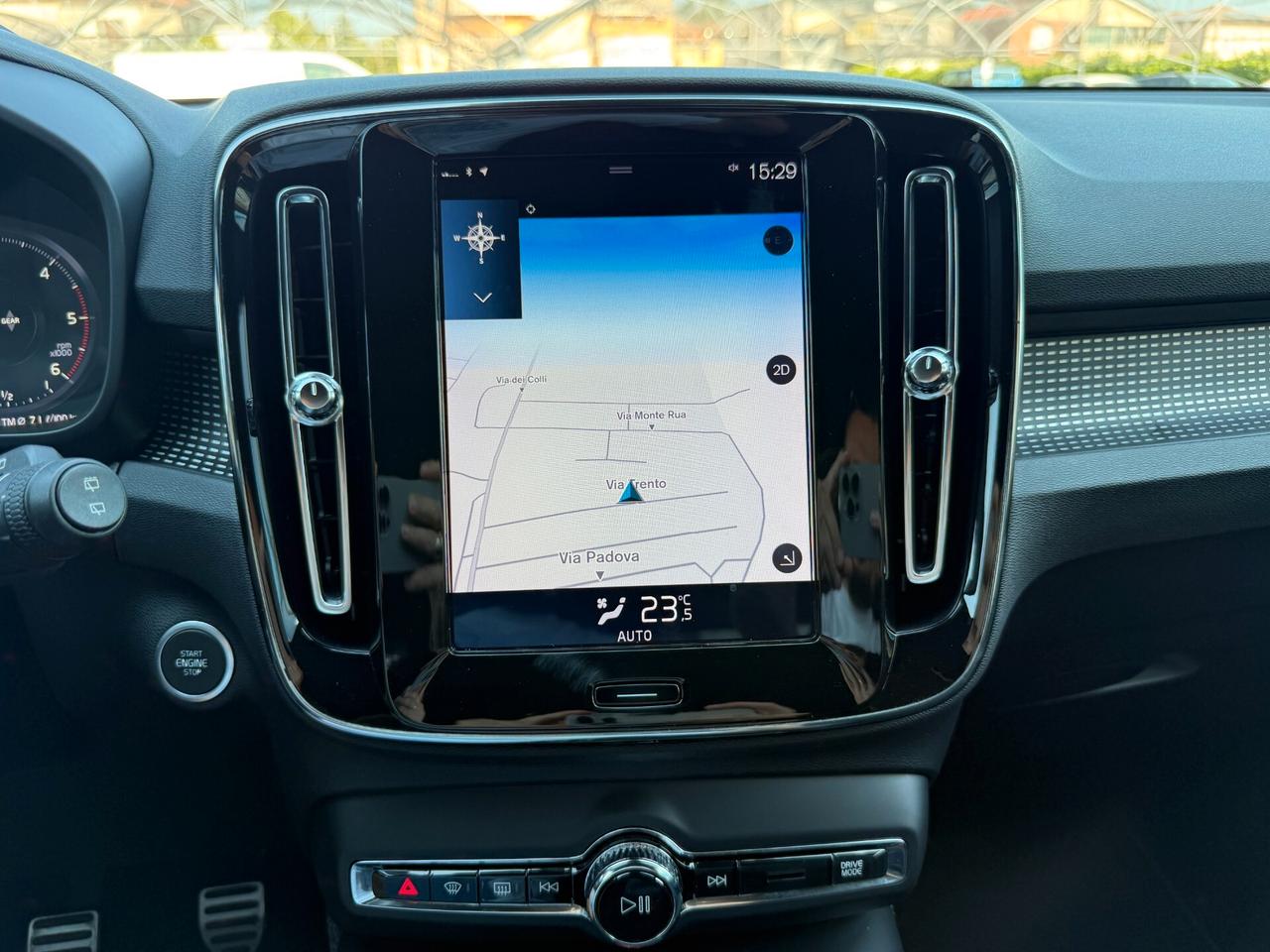 Volvo XC40 D3 R-design