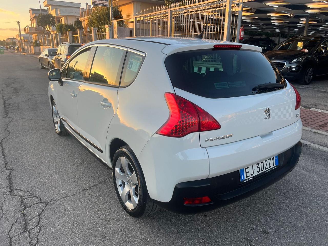 Peugeot 3008 2.0 HDi Unipro Business 2011