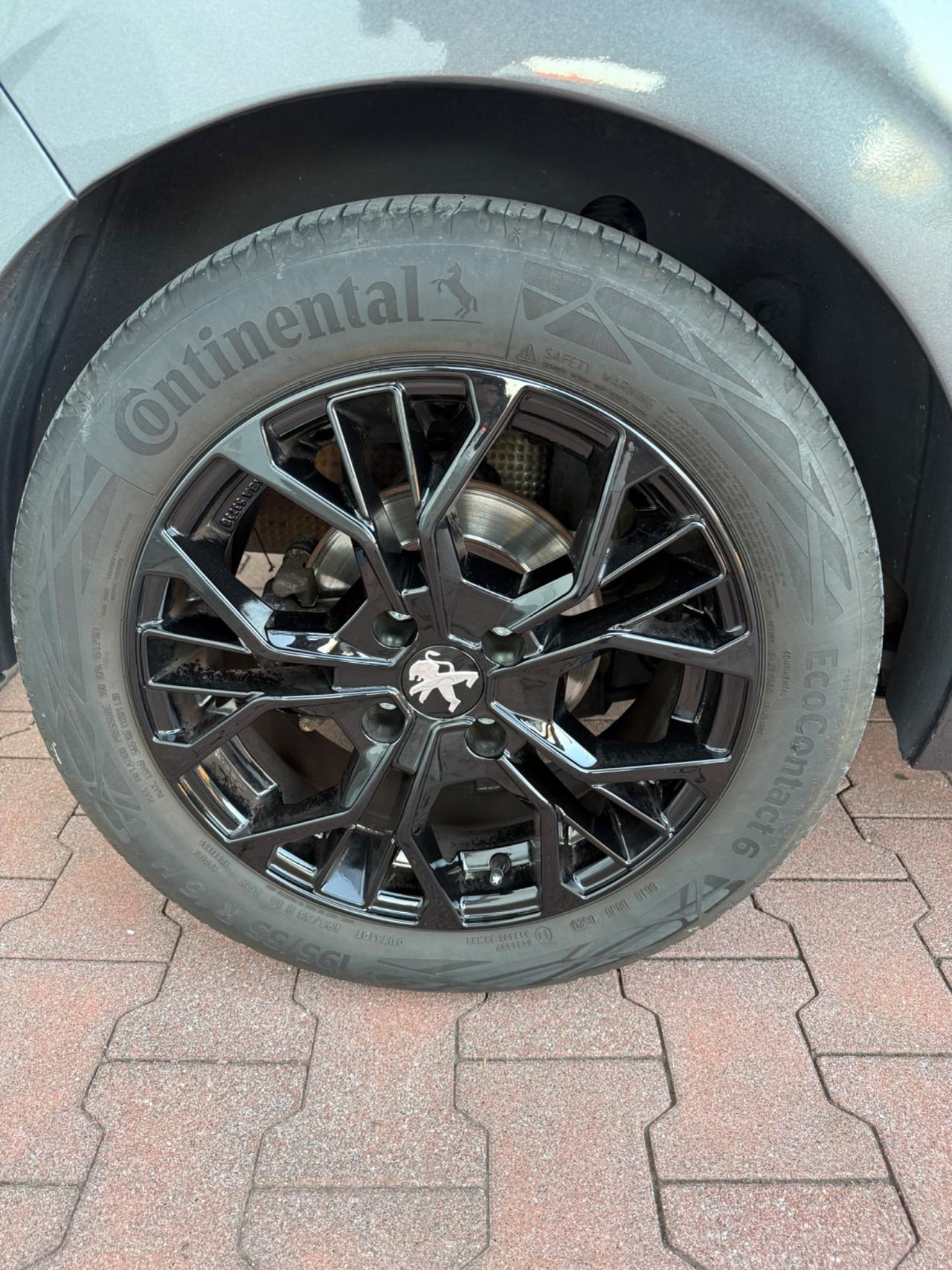 Peugeot 208 1.4 VTi 95 CV 5p. Active