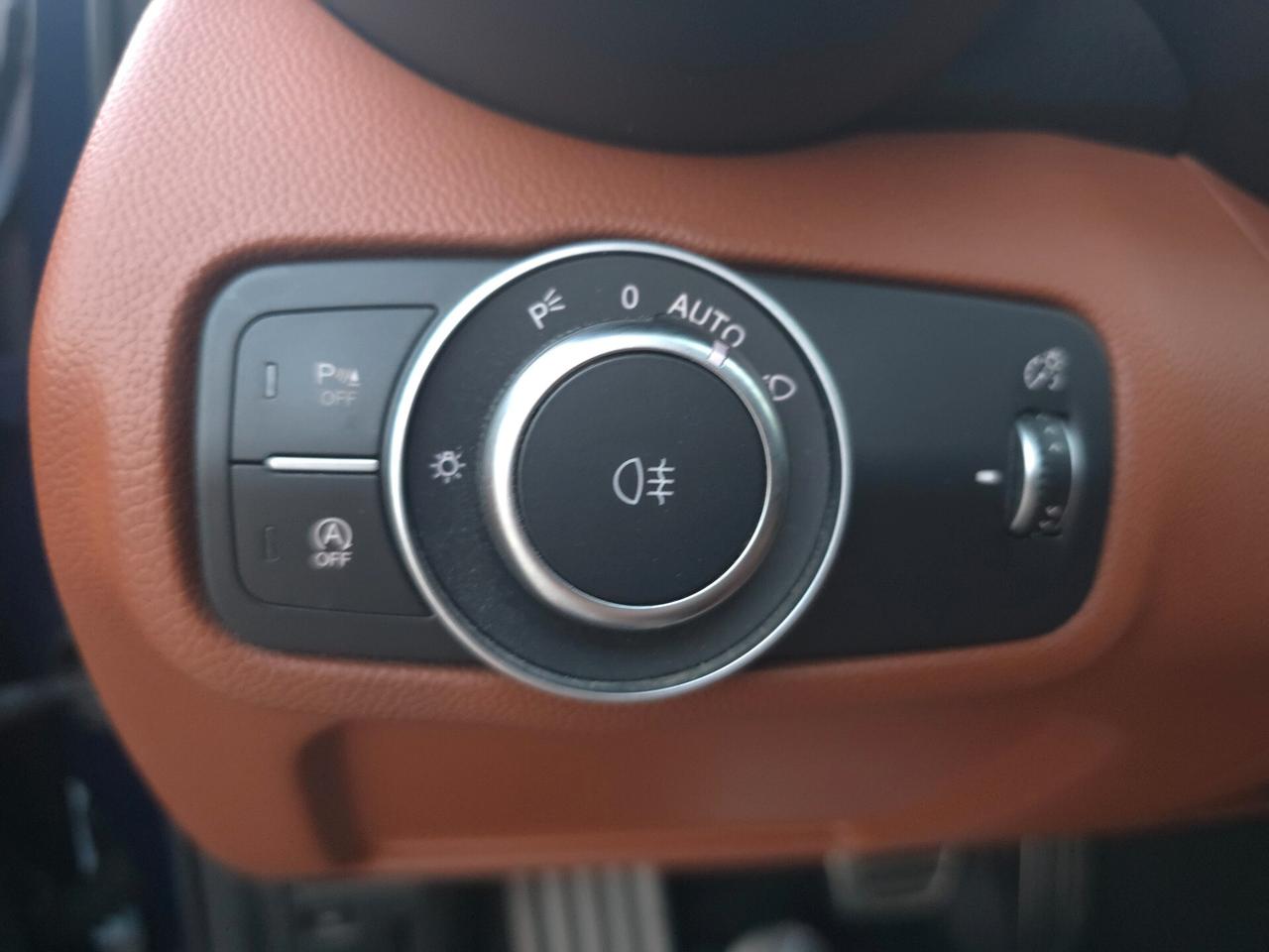 Alfa Romeo Giulia 2.2 Turbodiesel 210 CV AT8 AWD Q4 Veloce