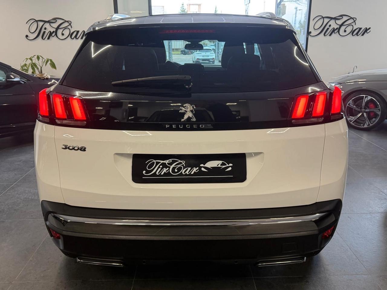 PEUGEOT 3008 1.6 BLUEHDI 120CV OK NEOPATENTATO NAVI CAM ANNO 2017