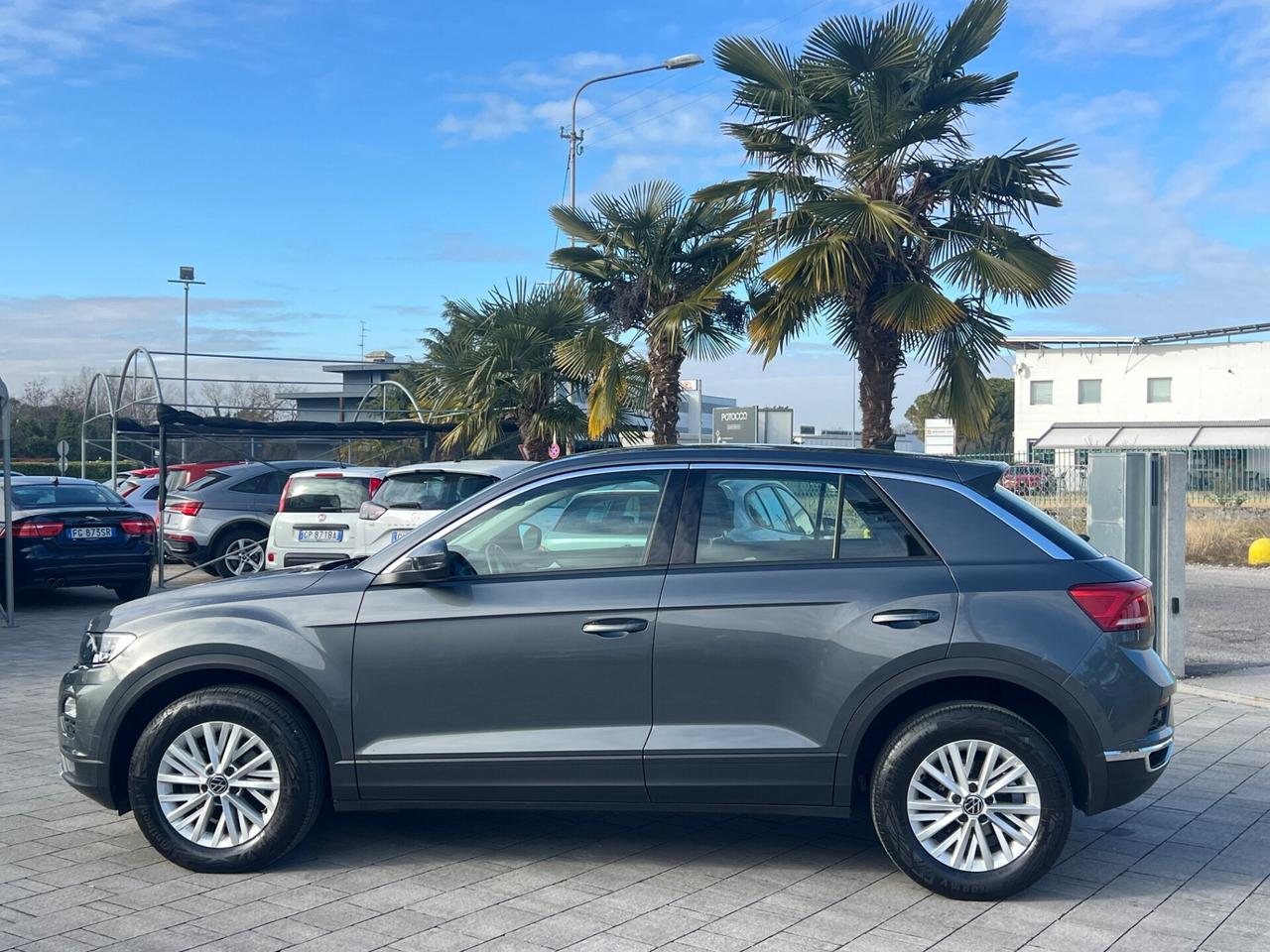 Volkswagen T-Roc 1.5 TSI DSG Business km 44000 !!! FINANZIABILE