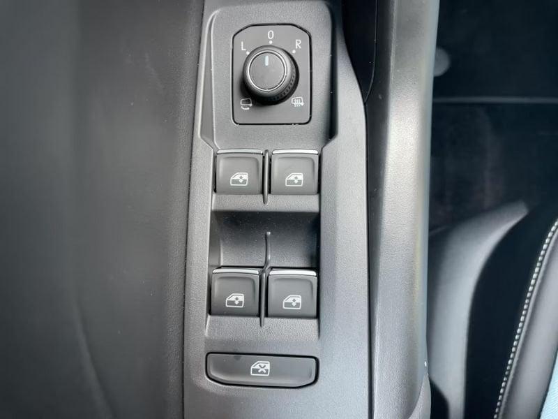 Volkswagen T-Cross T-Cross 1.0 TSI GOAL Camera Cockpit App Connect 16"