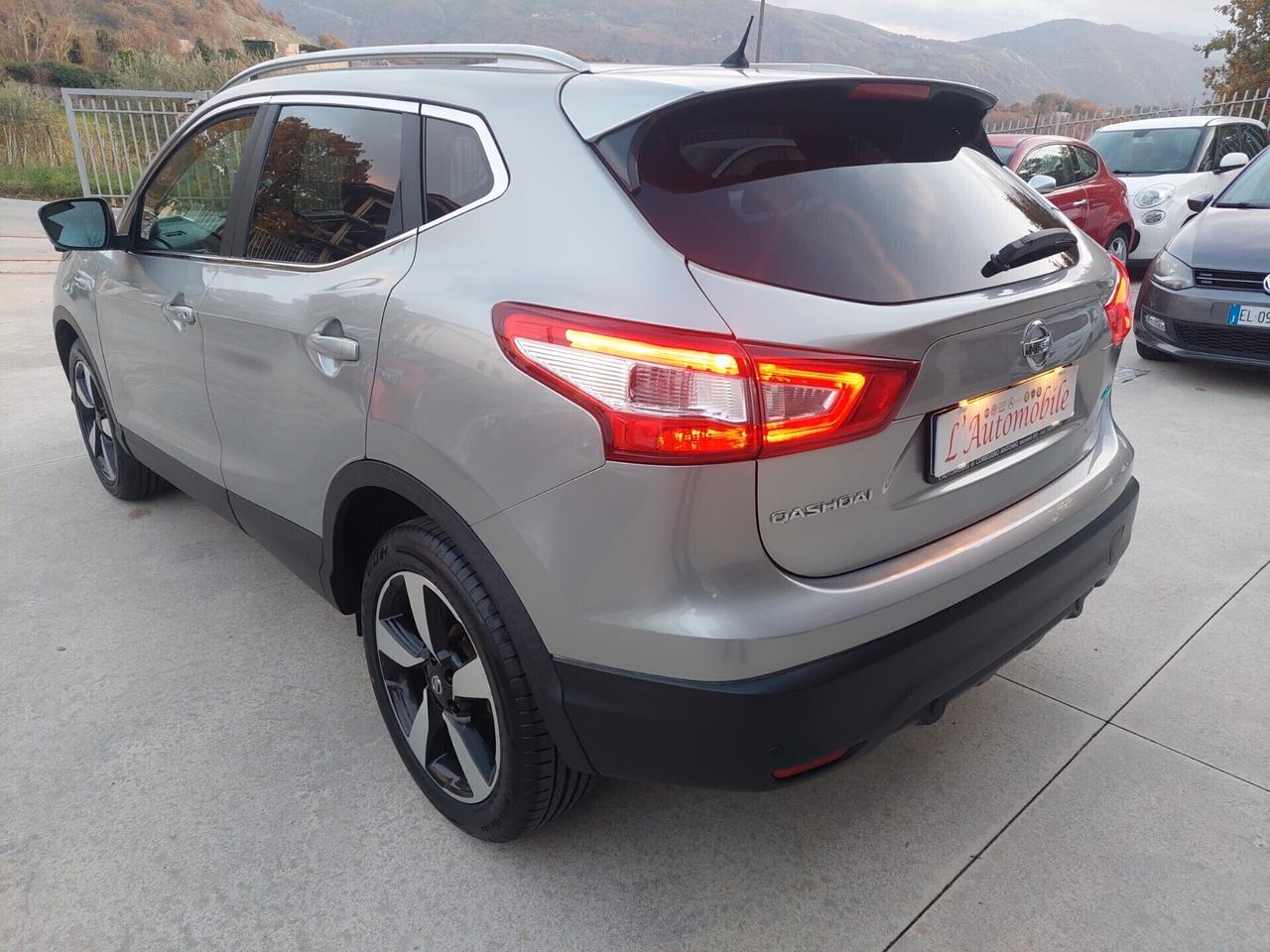 Nissan Qashqai 1.5 dCi 110cv TETTO PANORAMICO