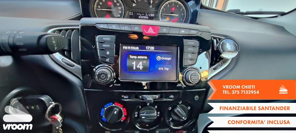 LANCIA Ypsilon 3ª serie 1.2 69 CV 5 porte Plat...