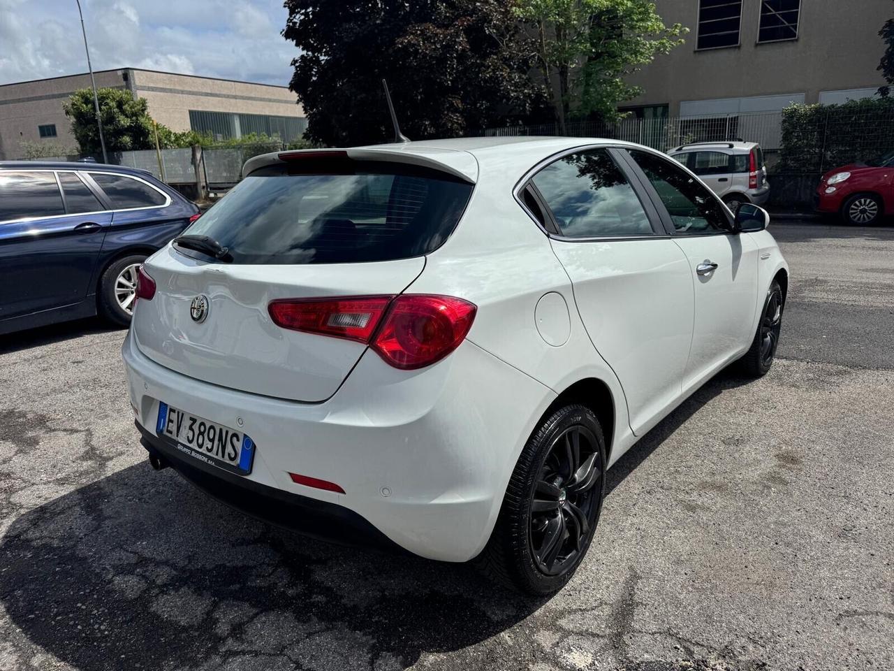Alfa Romeo Giulietta Distinctive 1.6 jtdm 105cv