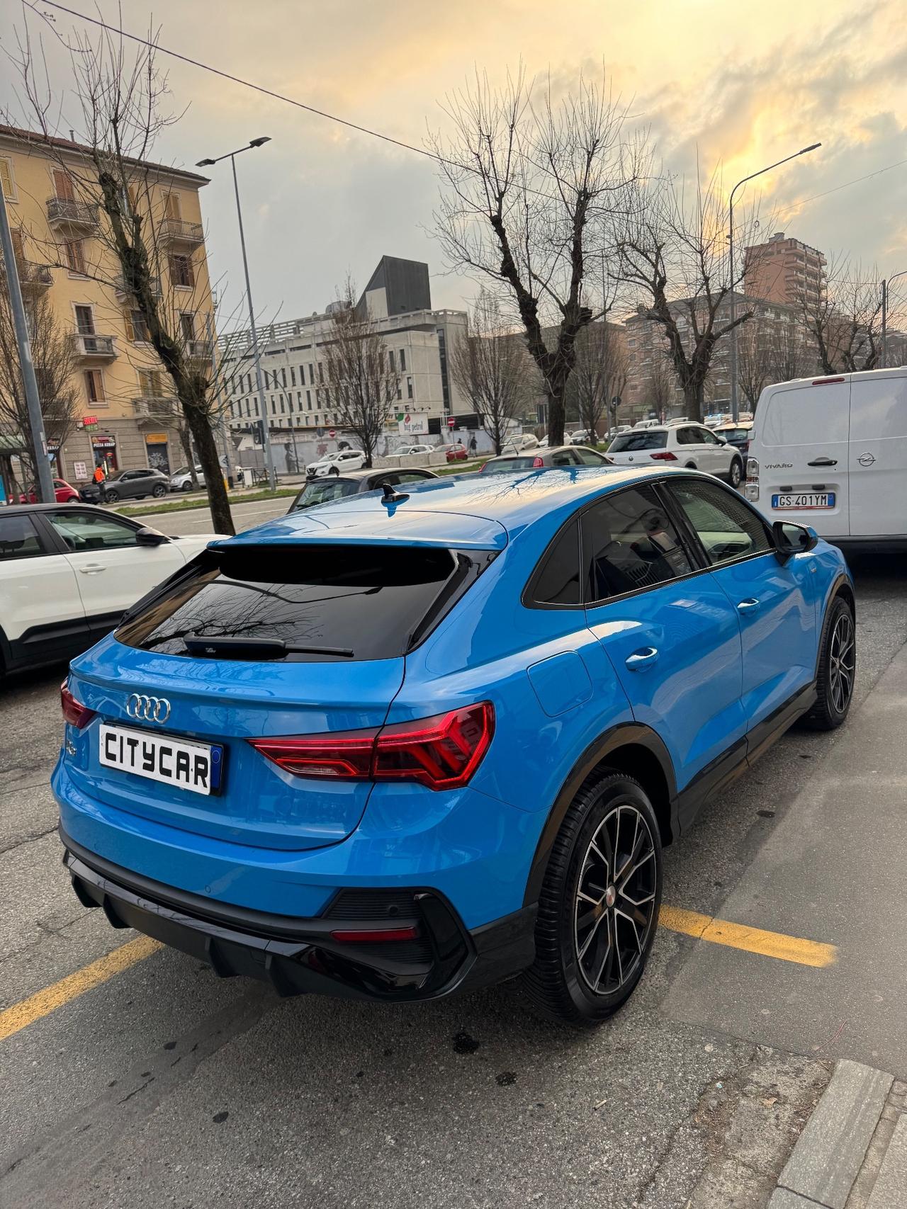 Audi Q3 Sportback 2.0 TDI S line edition Blu Turbo