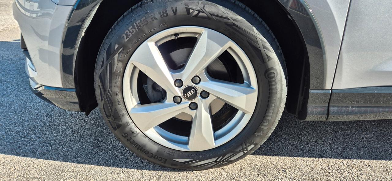 Audi Q3 35 TDI S tronic Business Advanced 150CV