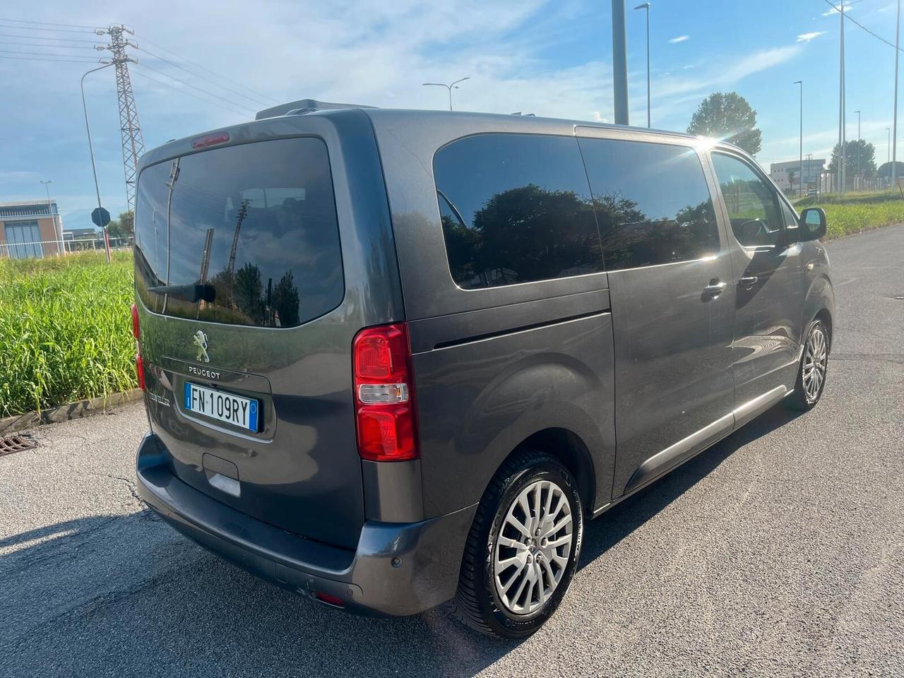 Peugeot Traveller BlueHDi 115 S&S Standard Allure ** 8 POSTI** EURO6**