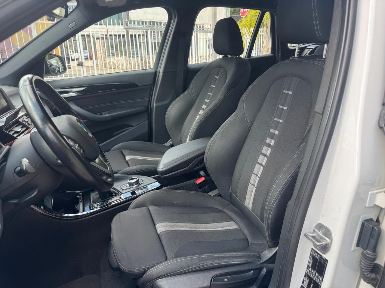 Bmw X1 xDrive18d xLine Automatica LED NAV