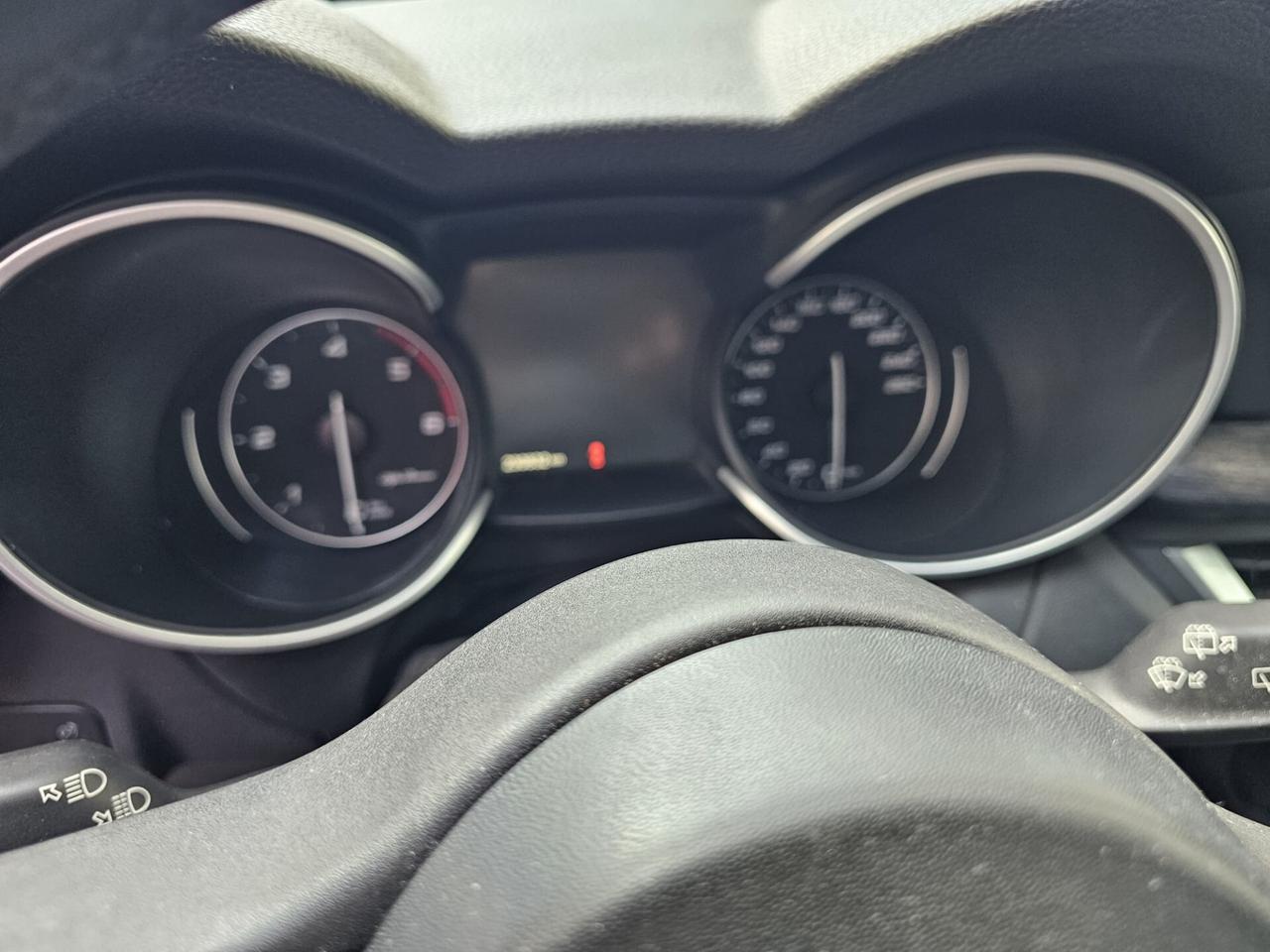 Alfa Romeo Stelvio 2.2 Turbodiesel 160 CV AT8 RWD
