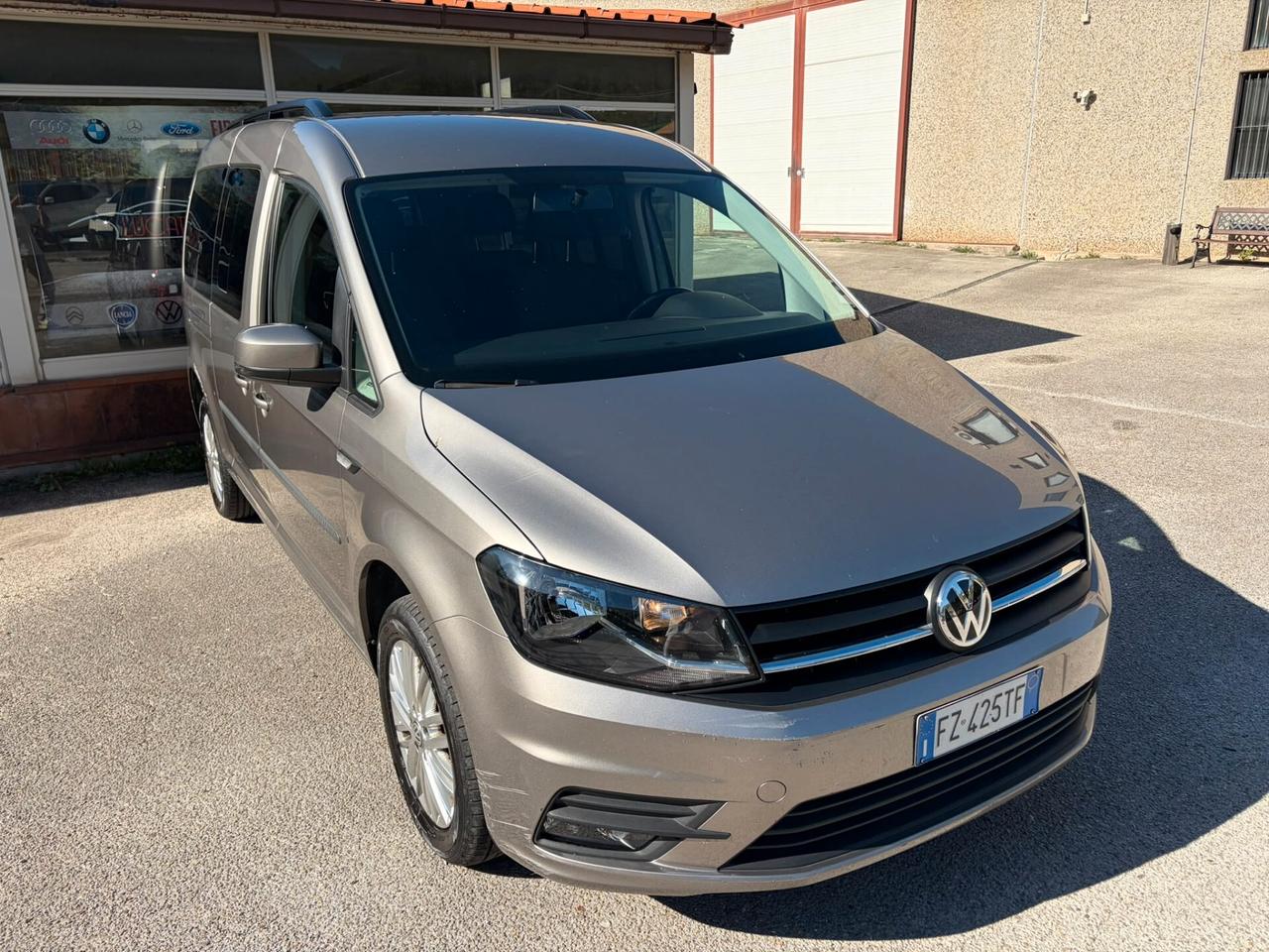 VOLKSWAGEN CADDY 2.0 TDI MAXI AUT. 109.000 KM