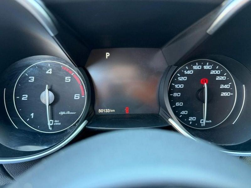 Alfa Romeo Giulia 2.2 Turbo Diesel 210CV Veloce AT8 Q4