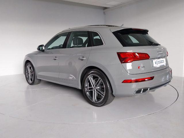 AUDI SQ5 TDI quattro tiptronic