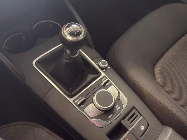 AUDI A3 1.6 TDI 116 CV Business