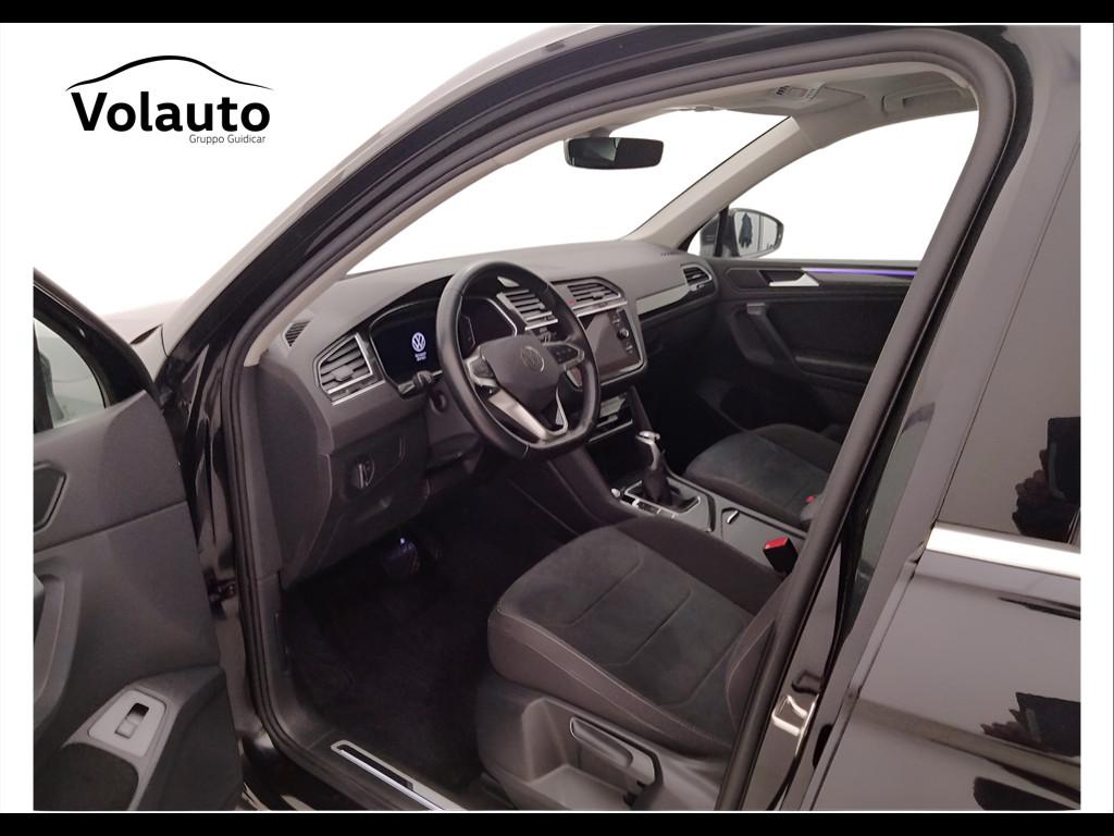 VOLKSWAGEN Tiguan II 2021 - Tiguan 1.5 tsi Elegance 150cv dsg