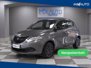 Lancia Ypsilon 1.0 Firefly Hybrid Silver 70CV 5 Porte