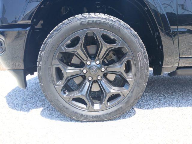 DODGE RAM 1500 5.7 GPL V8 Limited Night - N1