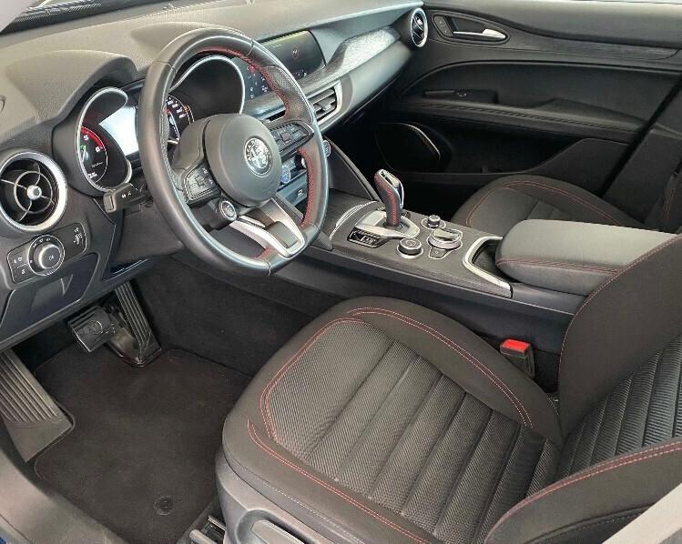 Alfa Romeo Stelvio 2.2 Versione "Rosso Edizione" Aziendale