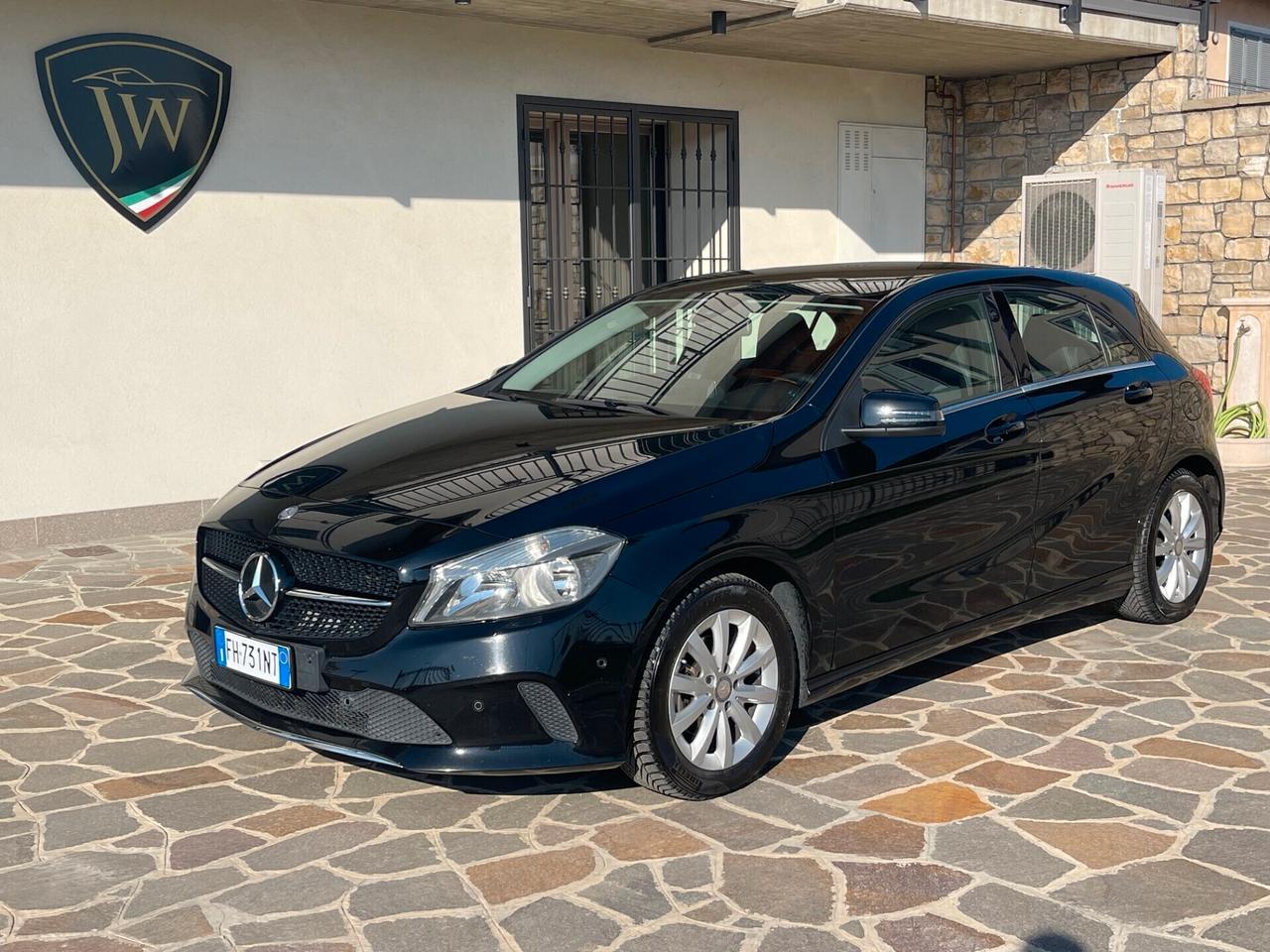 Mercedes-benz A 180d Automatic Style