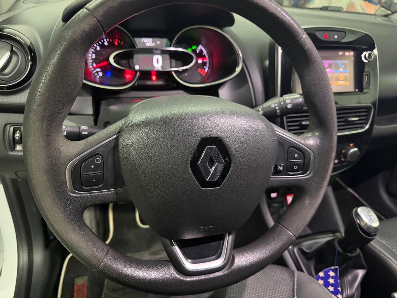 Renault Clio 1.5 dCi 90 cv 5 porte full optional 2018