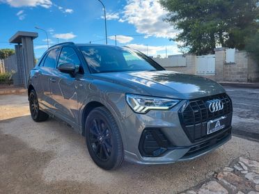 Audi Q3 40 TDI Quattro S tronic S line Cockpit....