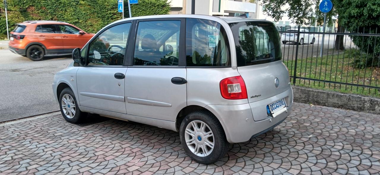 Fiat Multipla 1.6 6 posti metano neopatentati