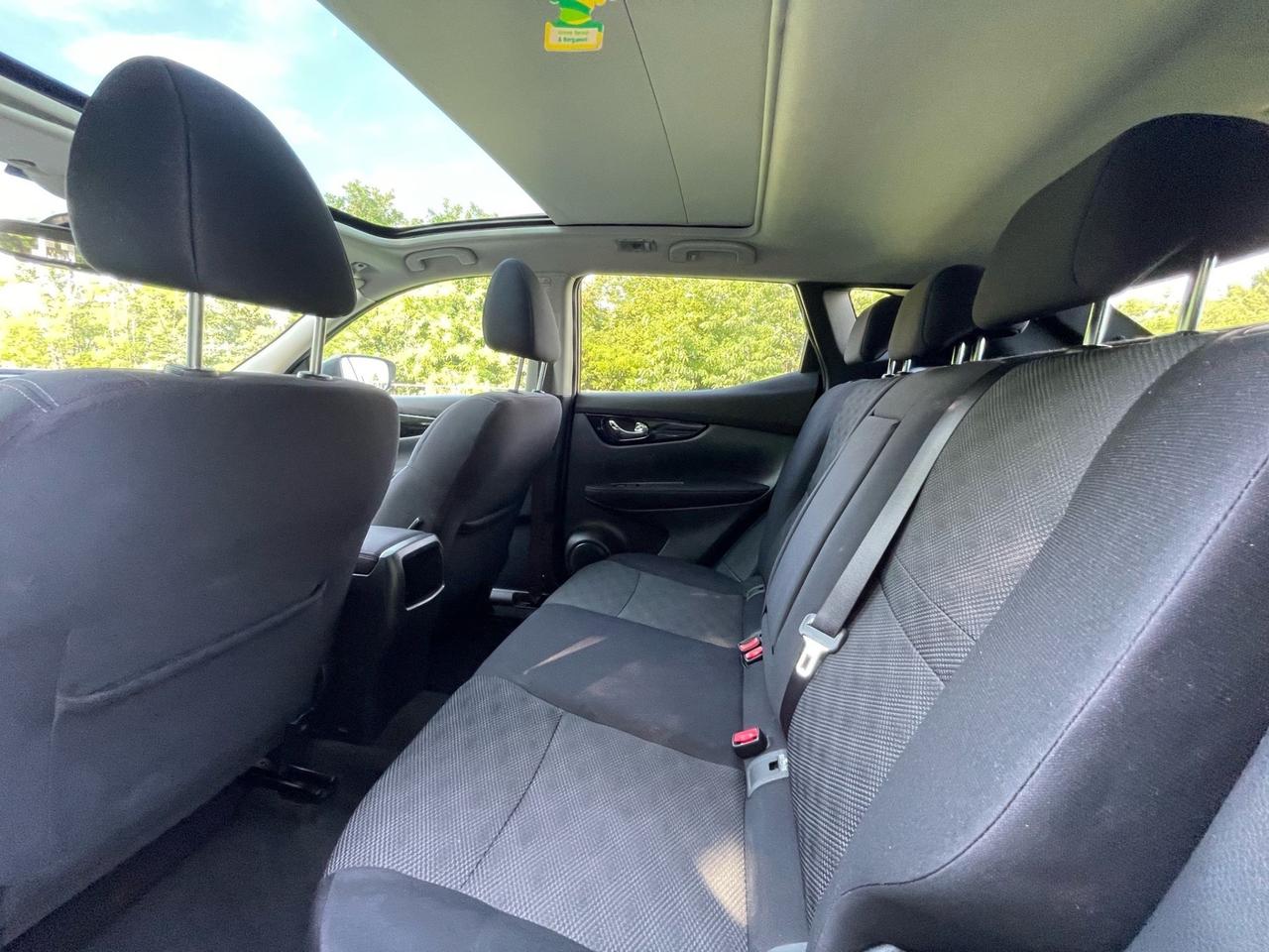 Nissan Qashqai 1.6 diesel, 4x4, anno 2017, 220.000 km!