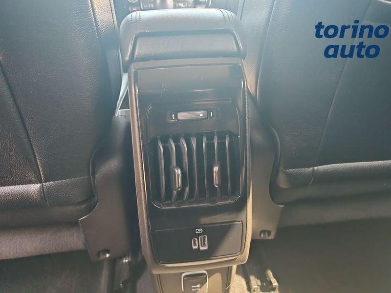 Jeep Compass e-Hybrid 1.5 Turbo MHEV T4 96kW Limited DDCT