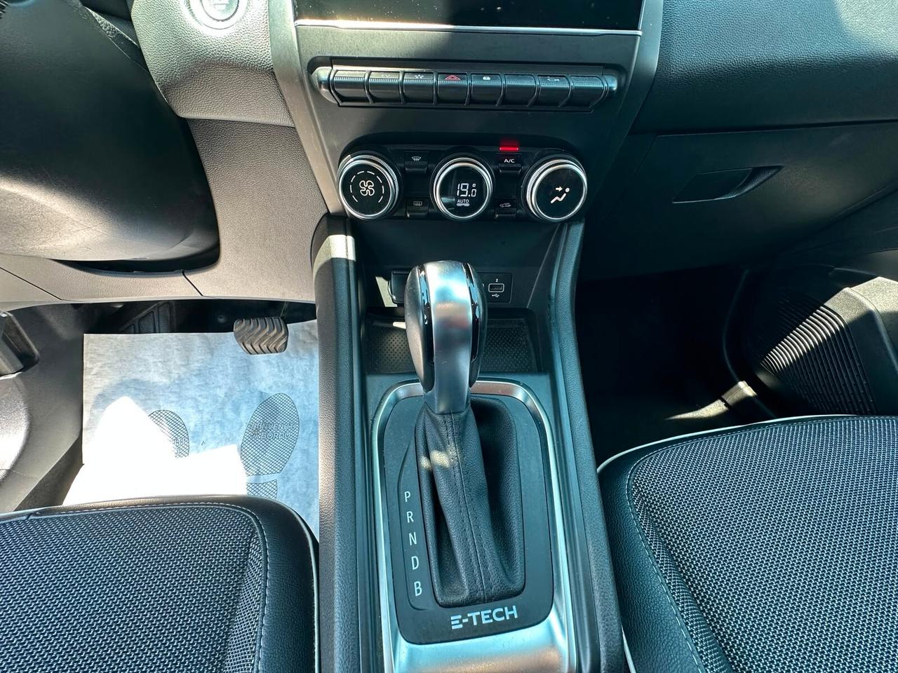 Renault Captur Full Hybrid E-Tech 145 CV Intens