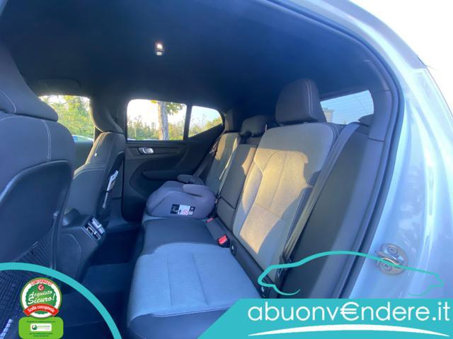 VOLVO XC40 B3 automatico Core