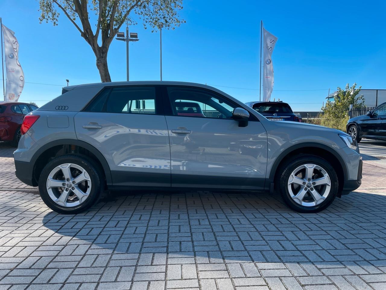 Audi Q2 35 TFSI S tronic Business